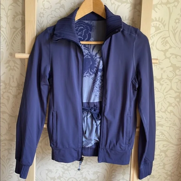 NEW reversible Raja Lululemon jacket - Picture 1 of 11